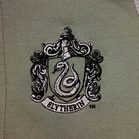 Slytherin hogwarts junior varsity jacket - Picture 3 of 3